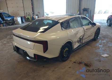 2025 Kia K4 Gt-Line from USA, damaged, VIN 3KPFW4DE4SE068947